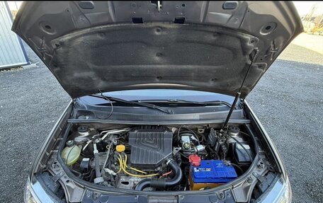 Renault Logan II, 2019 год, 790 000 рублей, 6 фотография