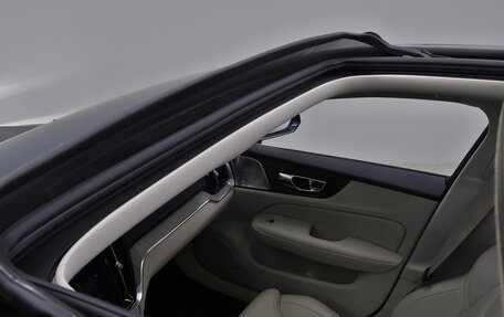 Volvo S60 III, 2022 год, 2 160 000 рублей, 16 фотография