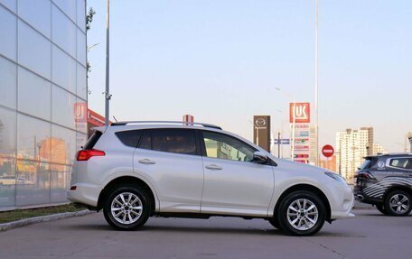 Toyota RAV4, 2014 год, 1 800 000 рублей, 4 фотография