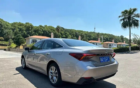 Toyota Avalon, 2021 год, 3 000 000 рублей, 5 фотография