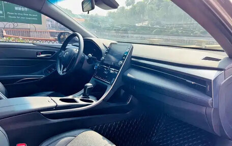 Toyota Avalon, 2021 год, 3 000 000 рублей, 13 фотография