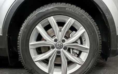 Volkswagen Tiguan II, 2018 год, 2 485 000 рублей, 16 фотография