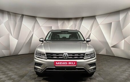 Volkswagen Tiguan II, 2018 год, 2 485 000 рублей, 7 фотография