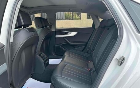 Audi A4, 2021 год, 2 720 000 рублей, 9 фотография