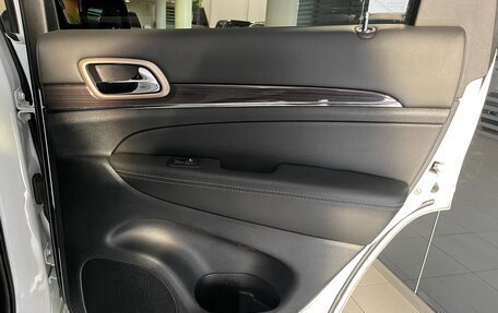 Jeep Grand Cherokee, 2014 год, 2 290 000 рублей, 21 фотография