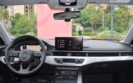 Audi A4, 2021 год, 2 870 000 рублей, 10 фотография