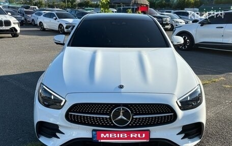 Mercedes-Benz E-Класс, 2021 год, 3 340 000 рублей, 2 фотография