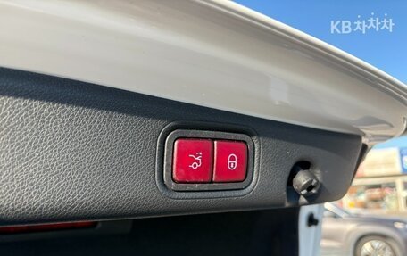 Mercedes-Benz E-Класс, 2021 год, 3 340 000 рублей, 15 фотография