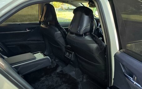 Toyota Camry, 2019 год, 2 750 000 рублей, 7 фотография