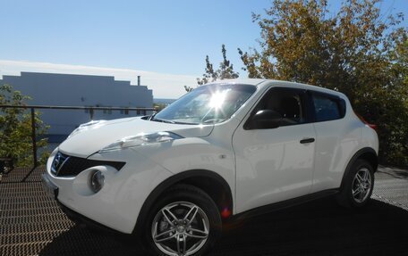 Nissan Juke II, 2011 год, 975 000 рублей, 1 фотография