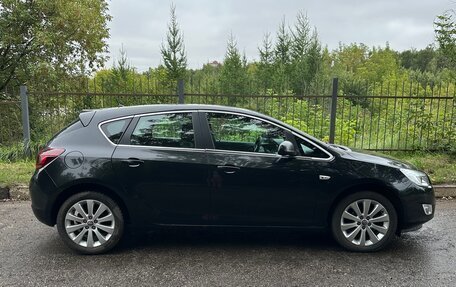 Opel Astra J, 2012 год, 595 000 рублей, 3 фотография