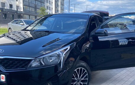 KIA Rio IV, 2021 год, 1 625 000 рублей, 1 фотография