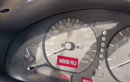 Mitsubishi Carisma I, 2002 год, 500 000 рублей, 1 фотография