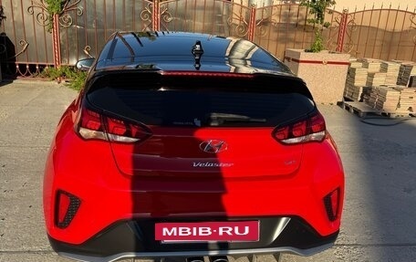 Hyundai Veloster II, 2020 год, 2 399 999 рублей, 2 фотография