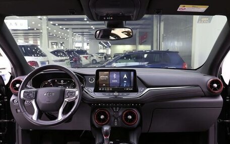 Chevrolet TrailBlazer, 2022 год, 2 470 065 рублей, 2 фотография