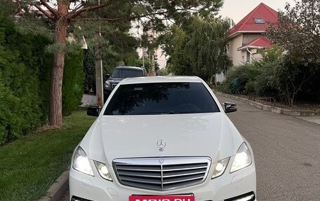 Mercedes-Benz E-Класс, 2011 год, 1 570 000 рублей, 9 фотография