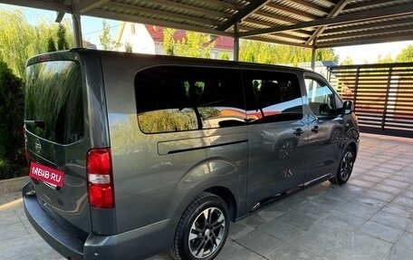 Opel Zafira Life I, 2020 год, 3 200 000 рублей, 6 фотография