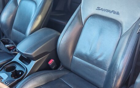 Hyundai Santa Fe III рестайлинг, 2013 год, 1 800 000 рублей, 18 фотография