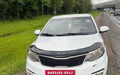 KIA Rio III рестайлинг, 2015 год, 340 000 рублей, 2 фотография