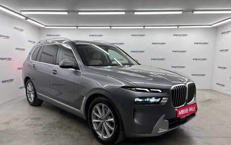 BMW X7, 2023 год, 12 400 000 рублей, 3 фотография