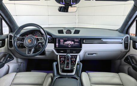 Porsche Cayenne III, 2019 год, 6 689 000 рублей, 16 фотография