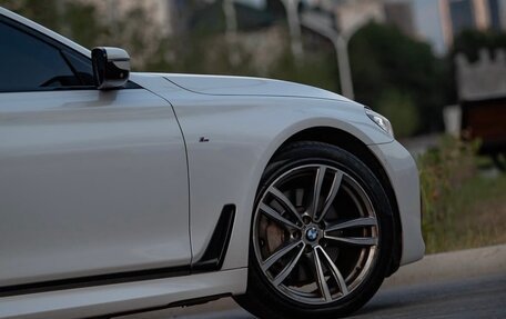 BMW 7 серия, 2015 год, 3 250 000 рублей, 9 фотография