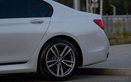 BMW 7 серия, 2015 год, 3 250 000 рублей, 8 фотография