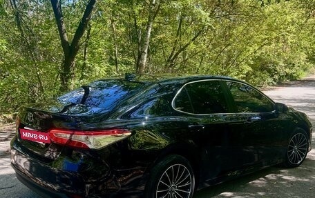 Toyota Camry, 2018 год, 2 510 000 рублей, 4 фотография