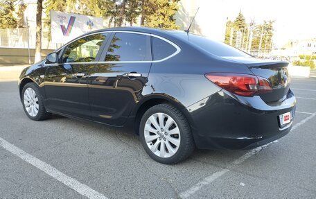 Opel Astra J, 2012 год, 850 000 рублей, 2 фотография