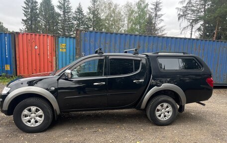 Mitsubishi L200 IV рестайлинг, 2013 год, 1 550 000 рублей, 2 фотография