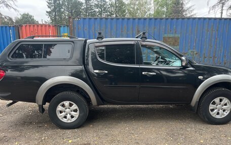 Mitsubishi L200 IV рестайлинг, 2013 год, 1 550 000 рублей, 3 фотография