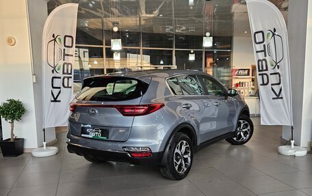 KIA Sportage IV рестайлинг, 2021 год, 2 350 000 рублей, 5 фотография