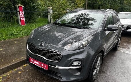 KIA Sportage IV рестайлинг, 2021 год, 2 400 000 рублей, 1 фотография