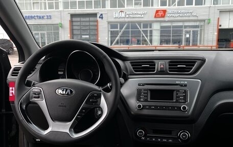 KIA Rio III рестайлинг, 2015 год, 910 000 рублей, 10 фотография