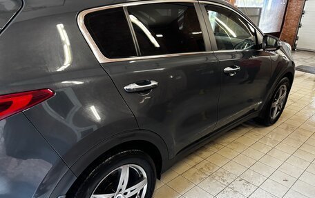 KIA Sportage IV рестайлинг, 2021 год, 2 400 000 рублей, 10 фотография