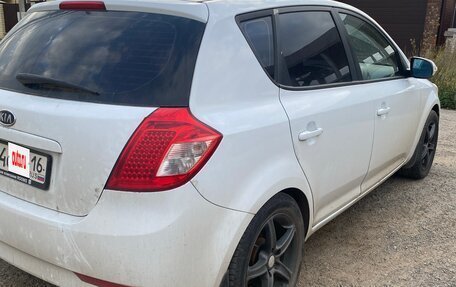 KIA cee'd I рестайлинг, 2011 год, 1 000 000 рублей, 4 фотография