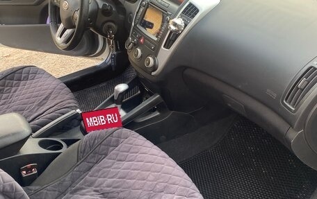 KIA cee'd I рестайлинг, 2011 год, 1 000 000 рублей, 9 фотография