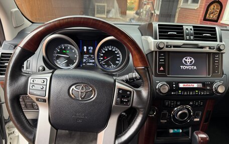 Toyota Land Cruiser Prado 150 рестайлинг 2, 2014 год, 4 550 000 рублей, 8 фотография