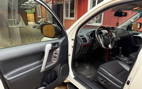Toyota Land Cruiser Prado 150 рестайлинг 2, 2014 год, 4 550 000 рублей, 9 фотография