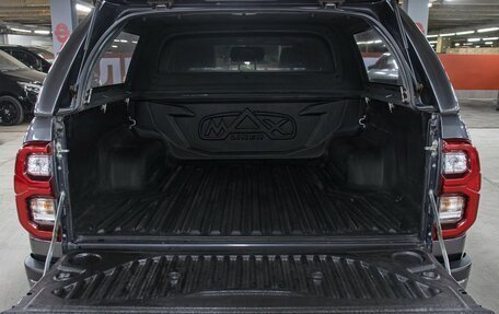 Toyota Hilux VIII, 2021 год, 4 998 000 рублей, 10 фотография