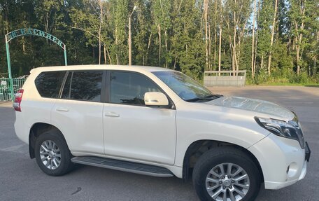 Toyota Land Cruiser Prado 150 рестайлинг 2, 2014 год, 3 000 000 рублей, 5 фотография