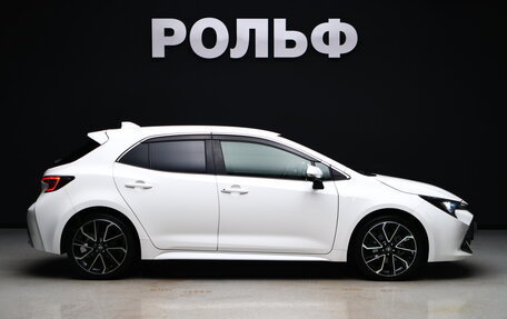 Toyota Corolla, 2021 год, 1 910 000 рублей, 6 фотография