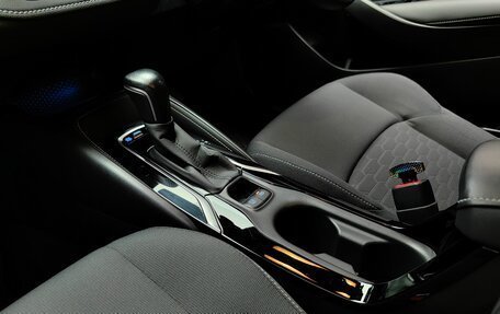 Toyota Corolla, 2021 год, 1 910 000 рублей, 32 фотография