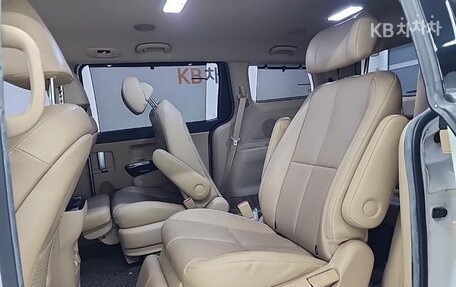KIA Carnival III, 2017 год, 2 650 005 рублей, 9 фотография