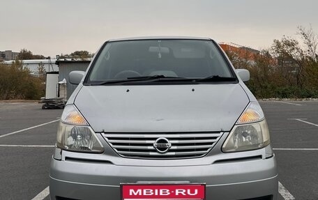 Nissan Serena II, 2003 год, 545 000 рублей, 2 фотография