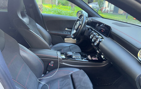 Mercedes-Benz CLA, 2020 год, 3 000 000 рублей, 10 фотография