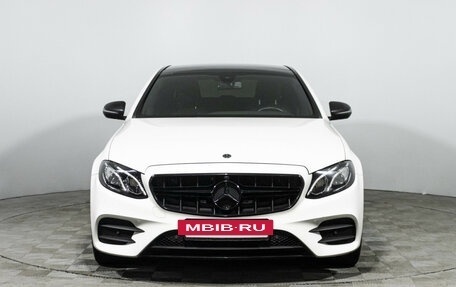 Mercedes-Benz E-Класс, 2019 год, 2 899 898 рублей, 2 фотография