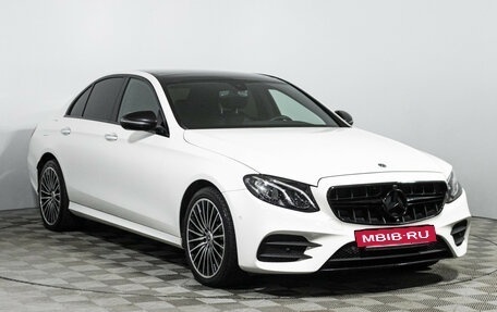 Mercedes-Benz E-Класс, 2019 год, 2 899 898 рублей, 3 фотография