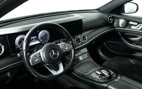 Mercedes-Benz E-Класс, 2019 год, 2 899 898 рублей, 11 фотография