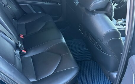 Toyota Camry, 2018 год, 3 900 000 рублей, 8 фотография